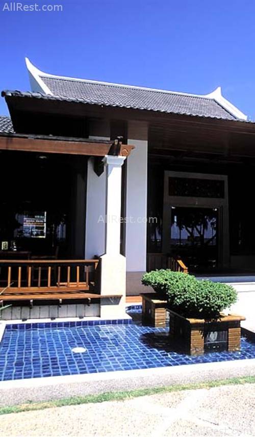 Kata Thani Beach Resort 16